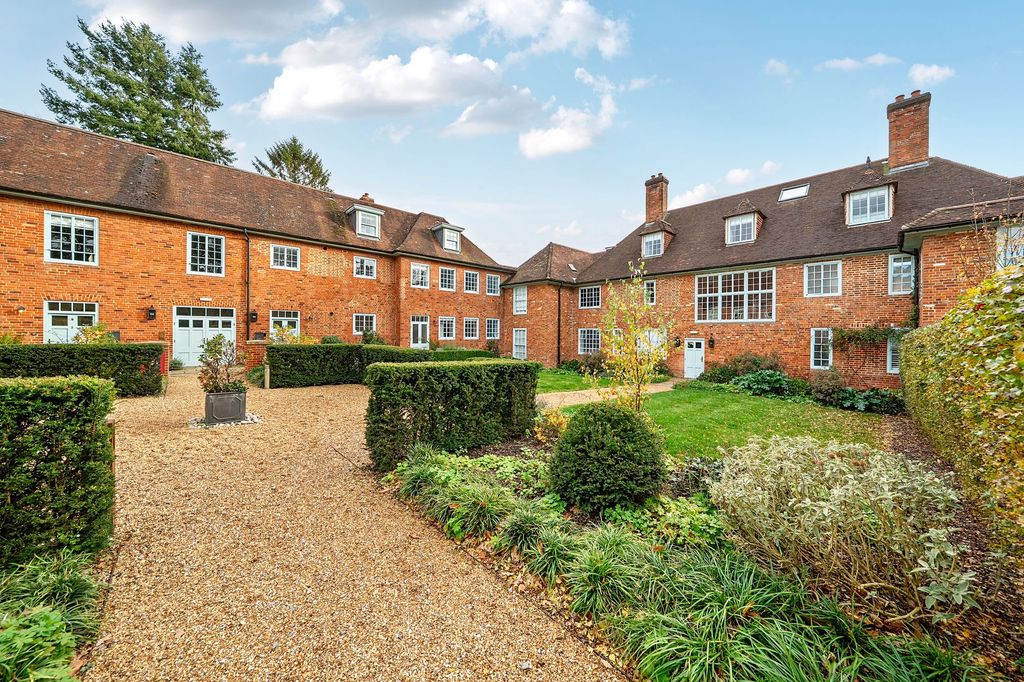 Additional image 24 of 3 bed flat for saleAdams Walk, Midhurst GU29