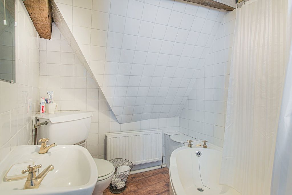 Additional image 10 of 3 bed maisonette for saleHampton Street, Tetbury GL8