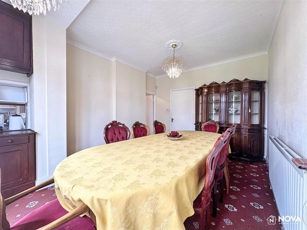 Additional image 6 of 9 bed detached house for saleLansdowne House, Luton LU3