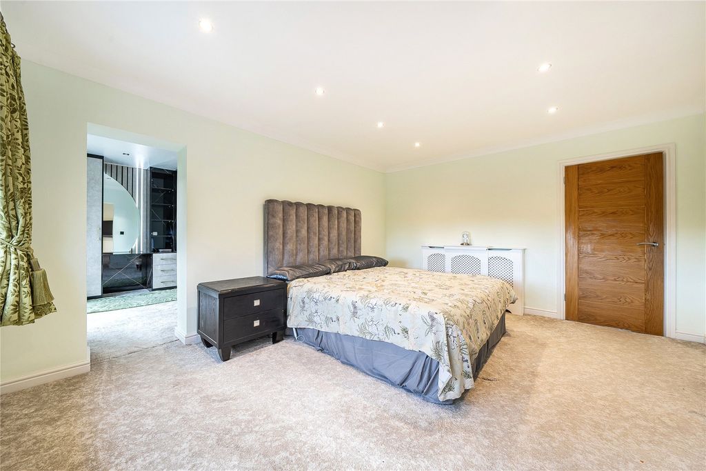Additional image 14 of 6 bed detached house for saleSutherland Avenue, Petts Wood, Orpington BR5