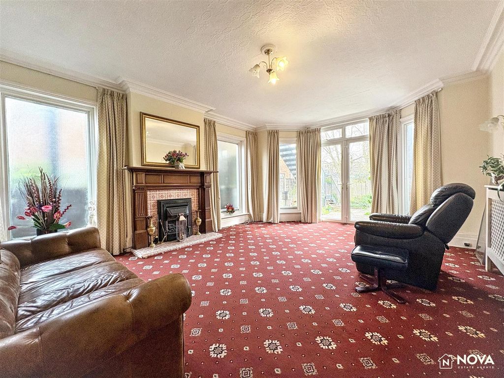 Additional image 2 of 9 bed detached house for saleLansdowne House, Luton LU3