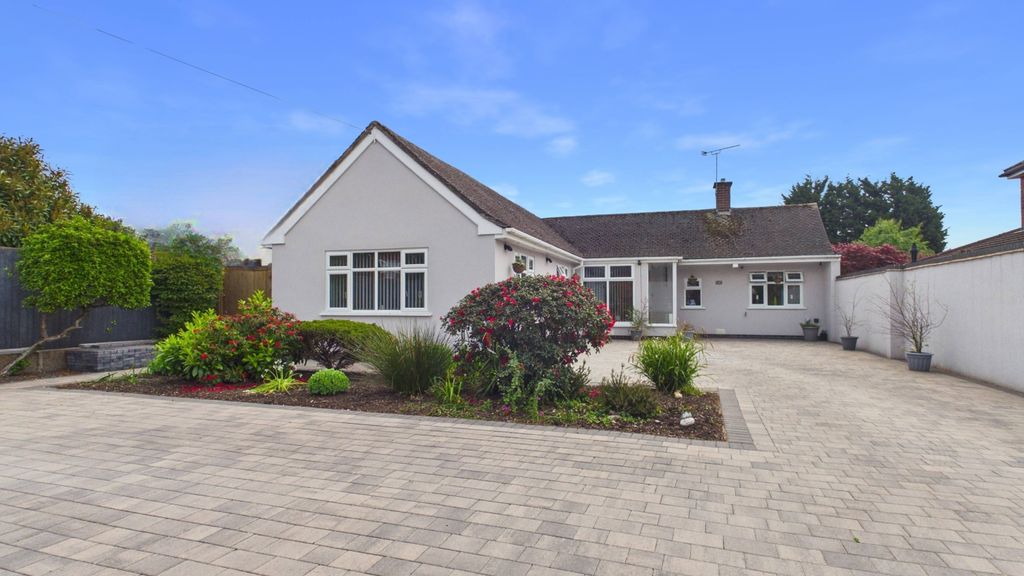4 bed detached bungalow for sale2 Whitestone Road, Nuneaton CV11