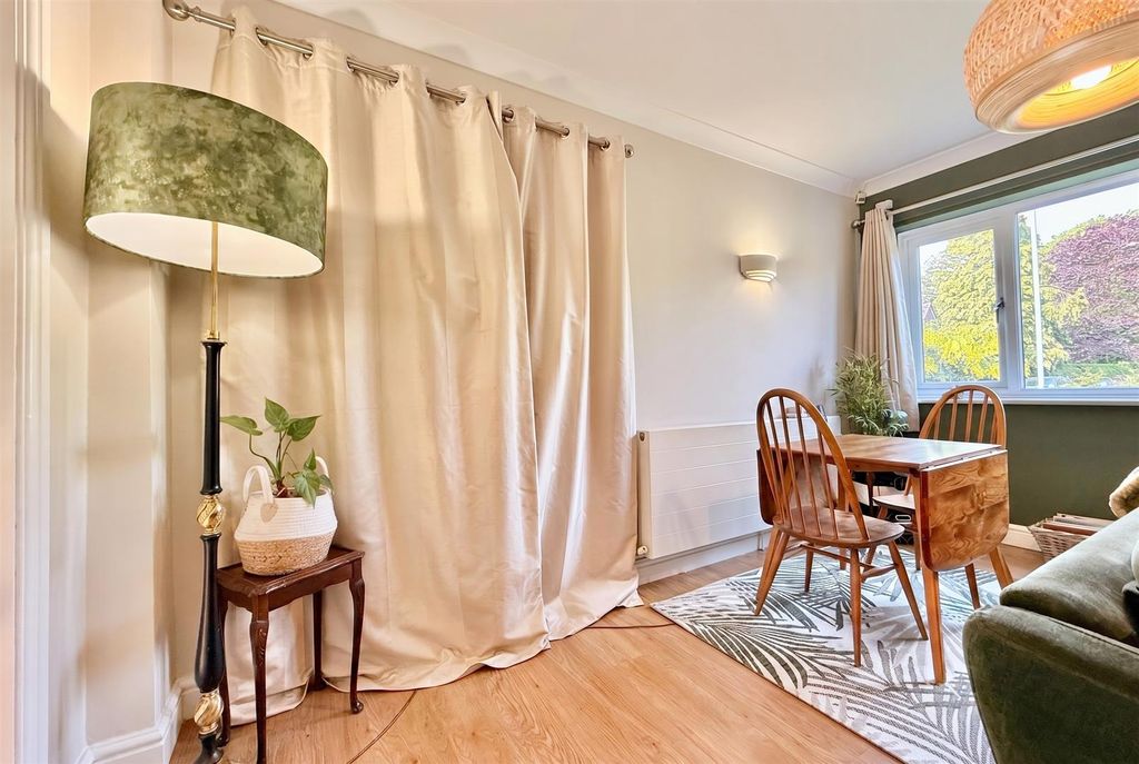 Additional image 15 of 5 bed detached house for saleElm Close, Newark NG24