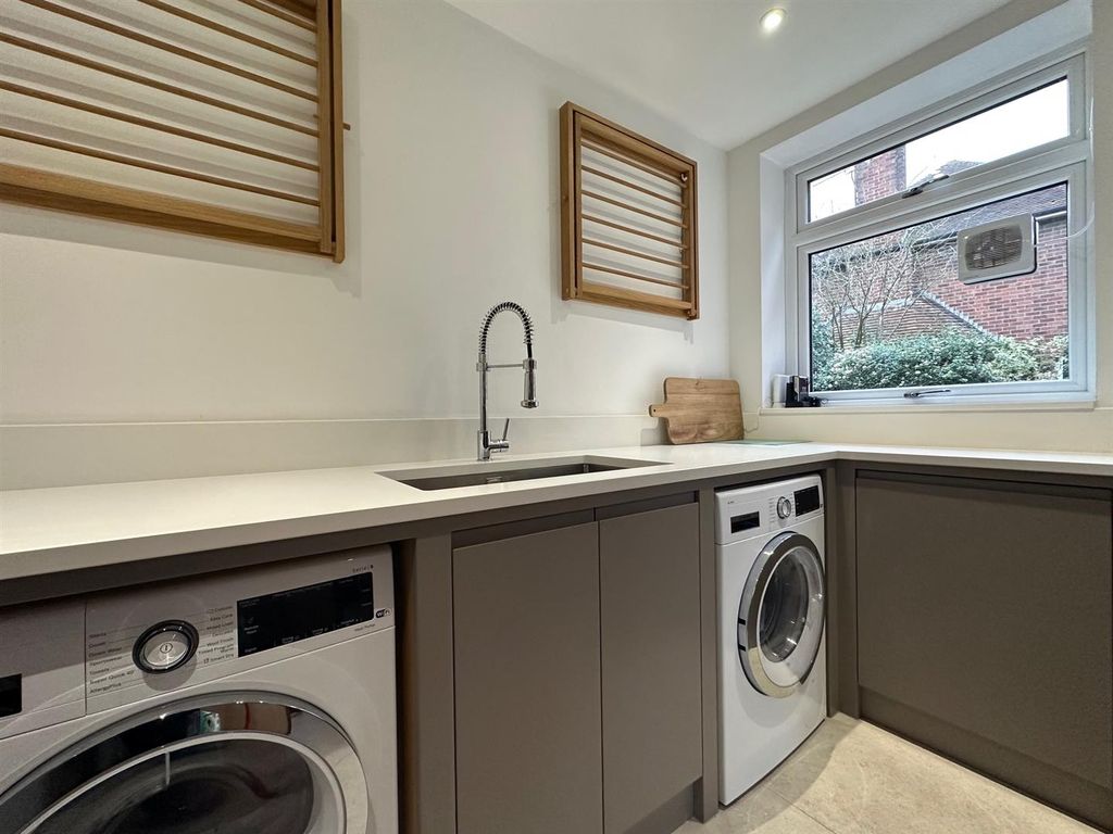 Additional image 22 of 6 bed detached house for saleCrewe Road, Nantwich, Cheshire CW5