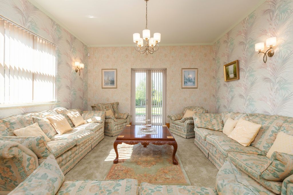 Additional image 13 of 5 bed detached house for saleTudor Avenue, Lea PR4