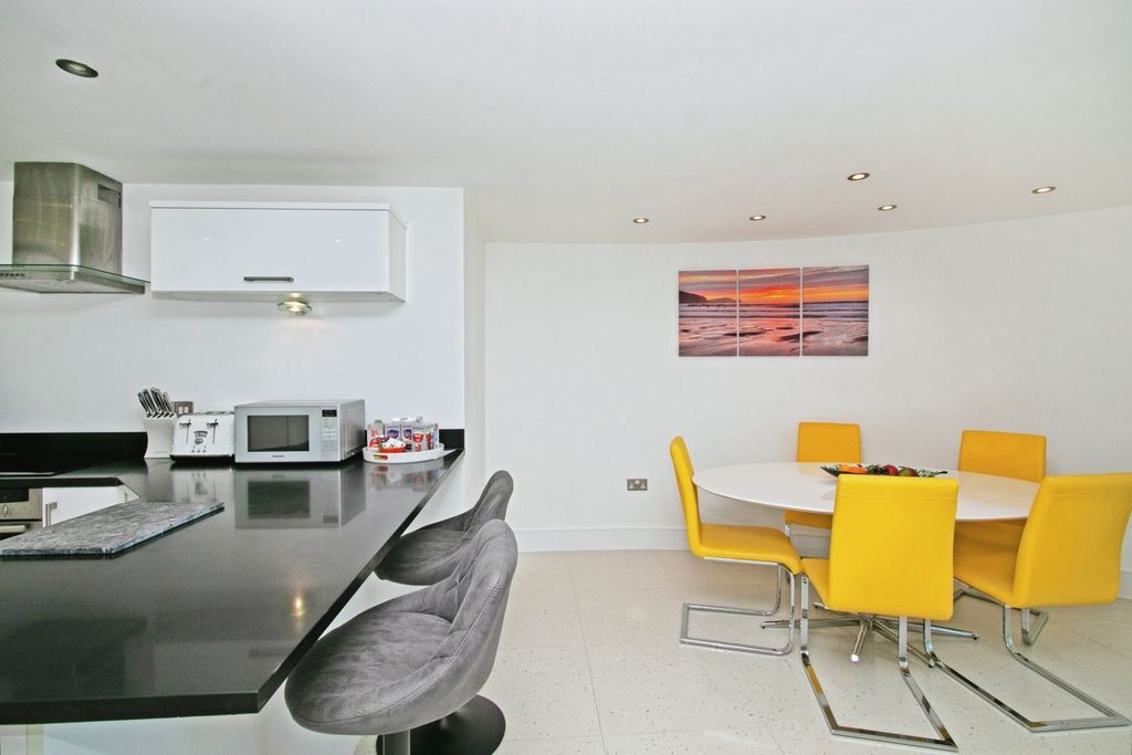Additional image 25 of 2 bed flat for saleNarrowcliff, Newquay, Cornwall TR7