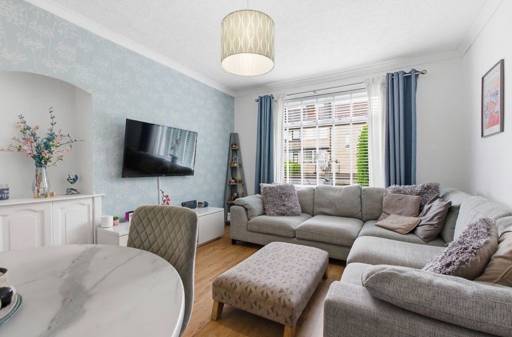 Additional image 4 of 2 bed flat for saleWebster Avenue, Carronshore, Falkirk FK2