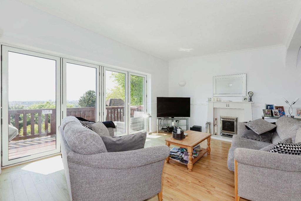 Additional image 20 of 4 bed detached house for saleMill Road, Lancing BN15