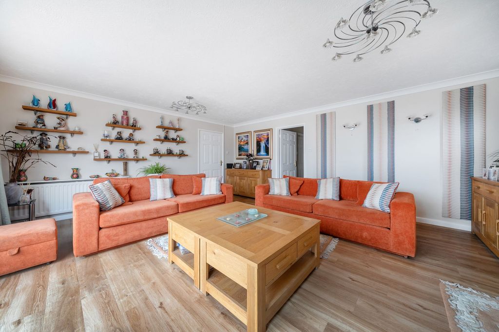 Additional image 5 of 3 bed detached house for saleHeathfield Park, Midhurst GU29