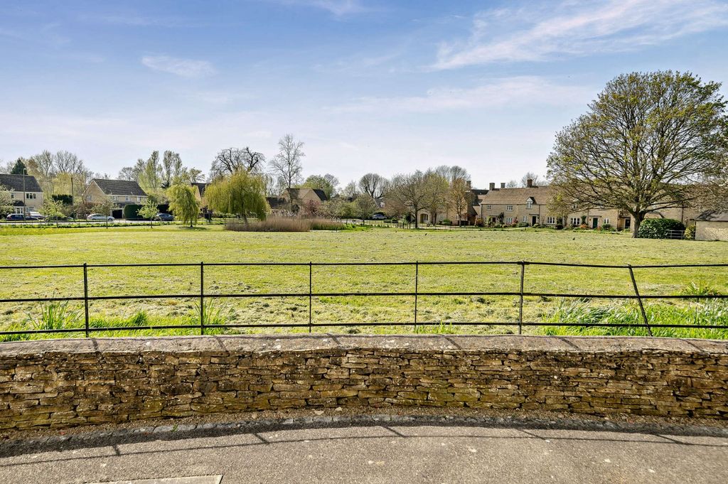 Additional image 14 of 2 bed terraced house for saleEast Allcourt, Lechlade, Gloucestershire GL7