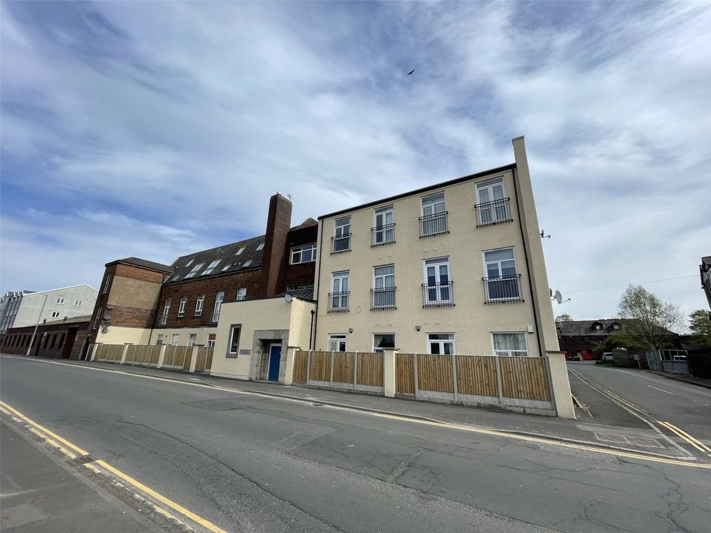 2 bed flat for saleWillowbank, Carlisle, Cumbria CA2