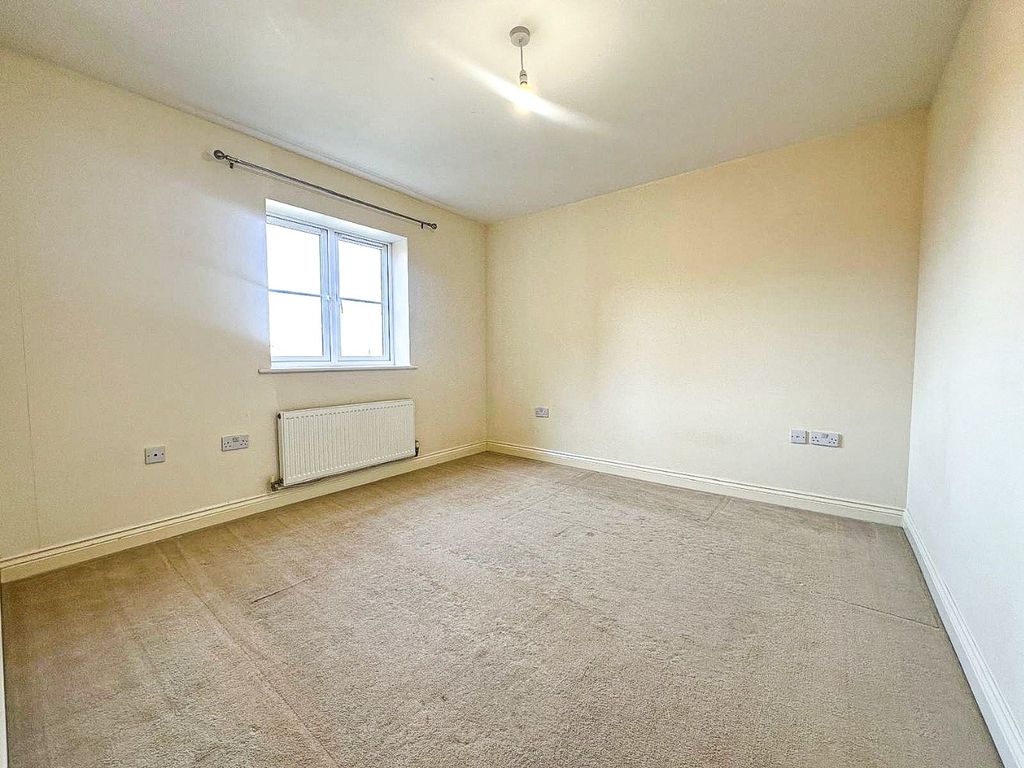 Additional image 5 of 2 bed flat for saleSandalwood Ride, Bridgwater, Somerset TA6