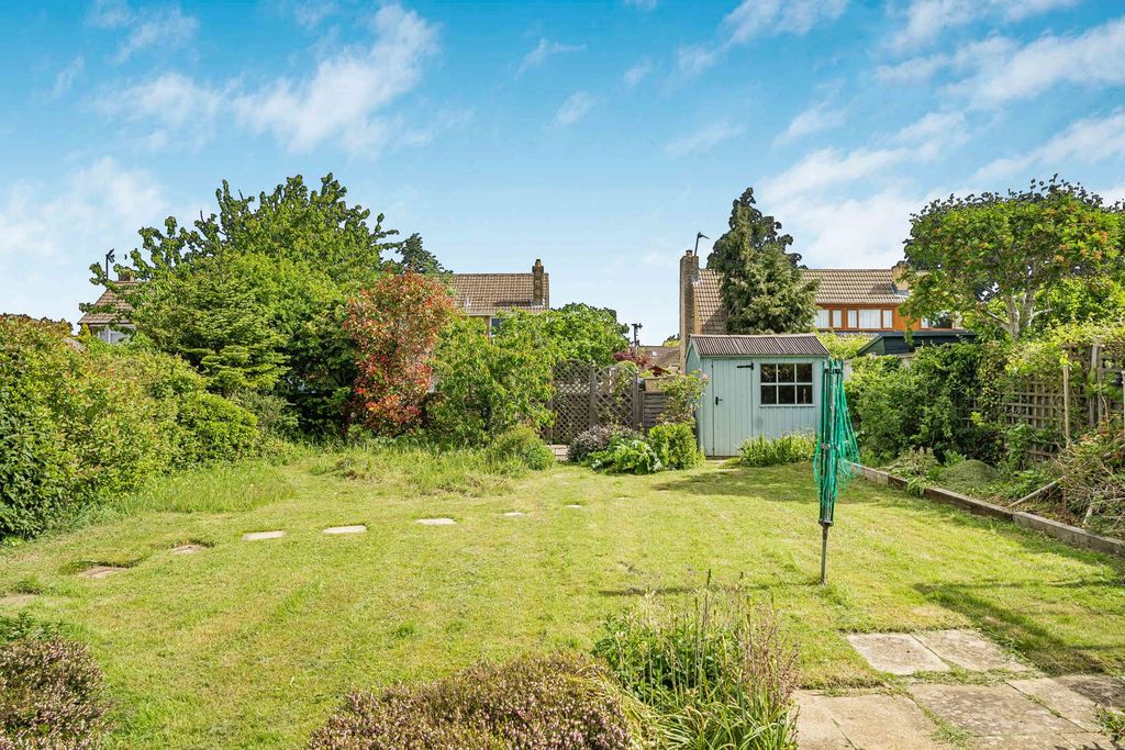 Additional image 13 of 3 bed detached house for saleWest Way, Lechlade, Gloucestershire GL7