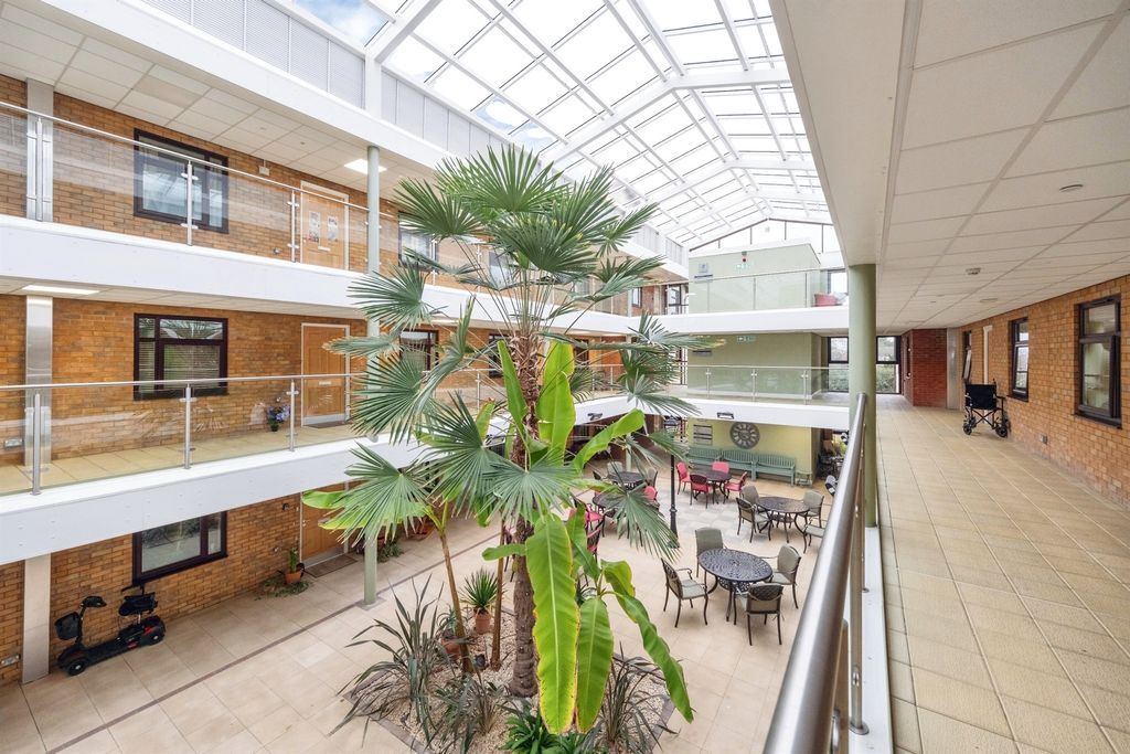 Additional image 18 of 2 bed flat for saleWestbury Lane, Newport Pagnell MK16