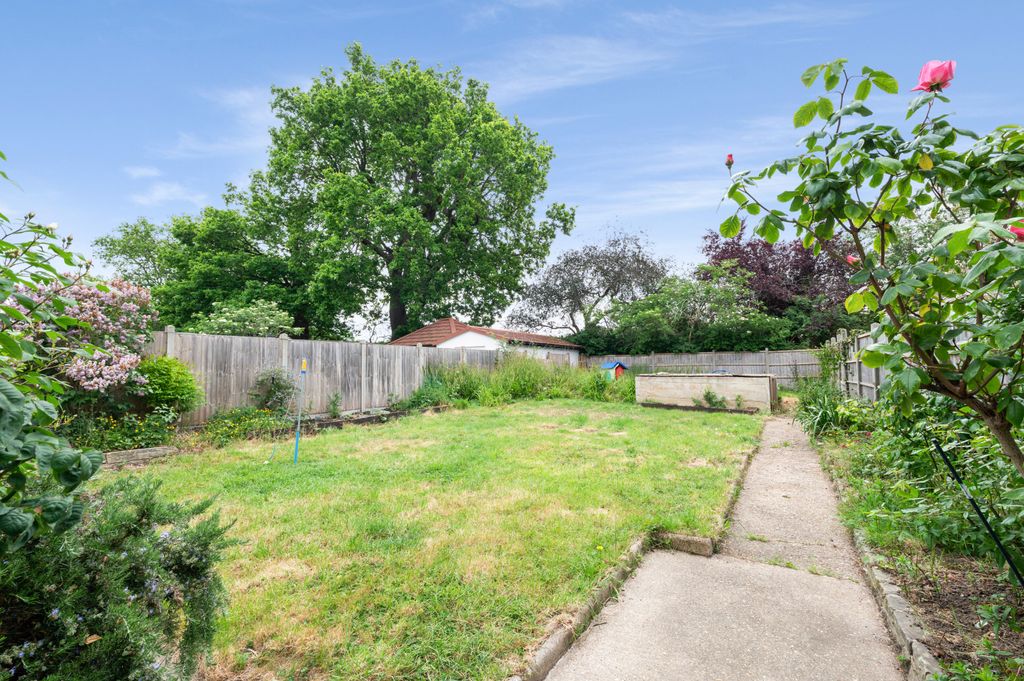 Additional image 3 of 3 bed semi-detached house for saleWillows Avenue, Morden SM4