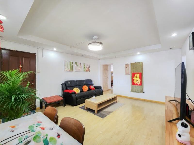 406 Hougang Avenue 10 photo 2