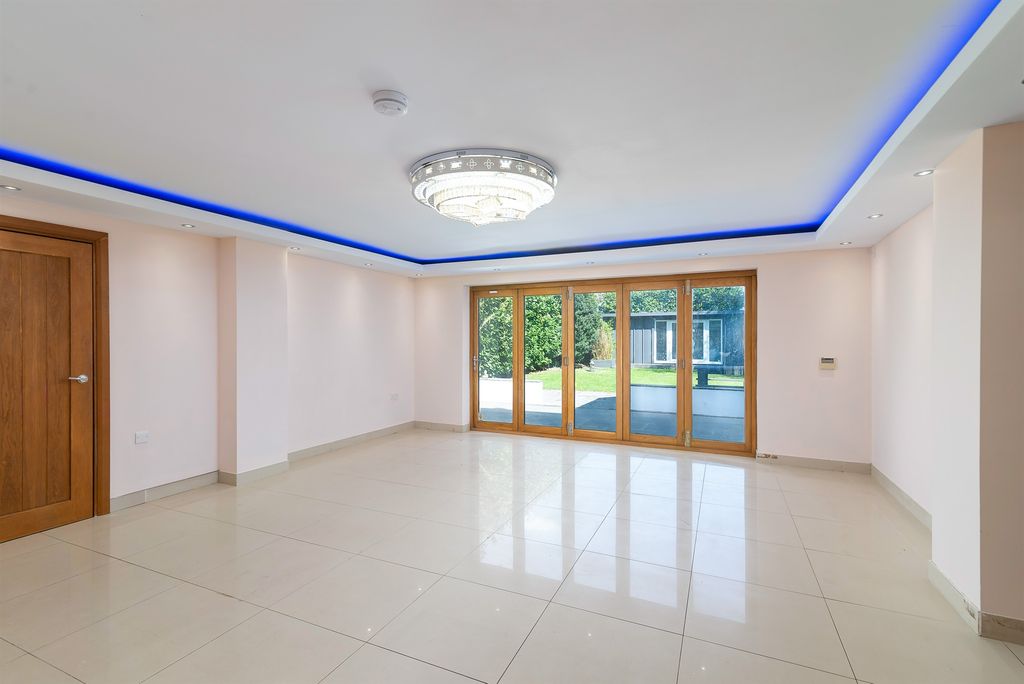Additional image 6 of 5 bed detached house for saleLangford Road, Maldon CM9
