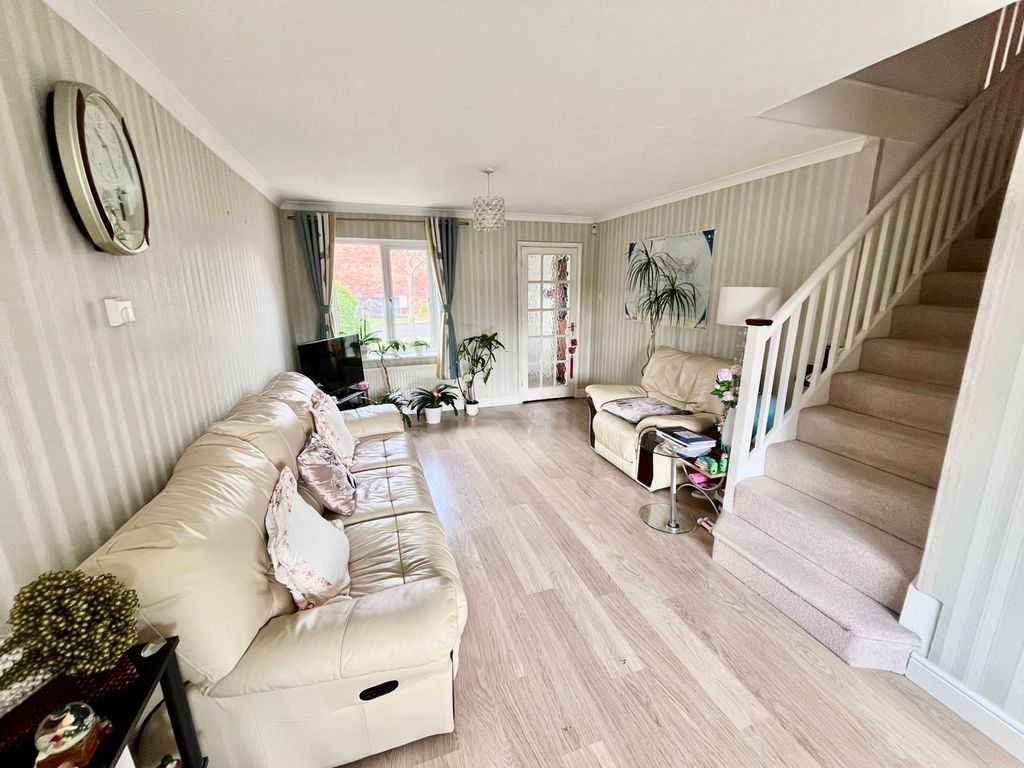 Additional image 2 of 3 bed semi-detached house for saleFriary Gardens, Newport Pagnell MK16
