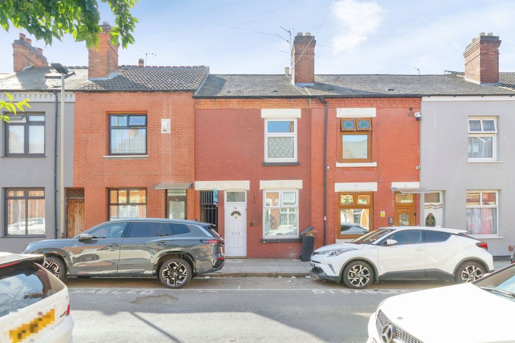 2 bed terraced house for saleSherrard Road, Leicester LE5