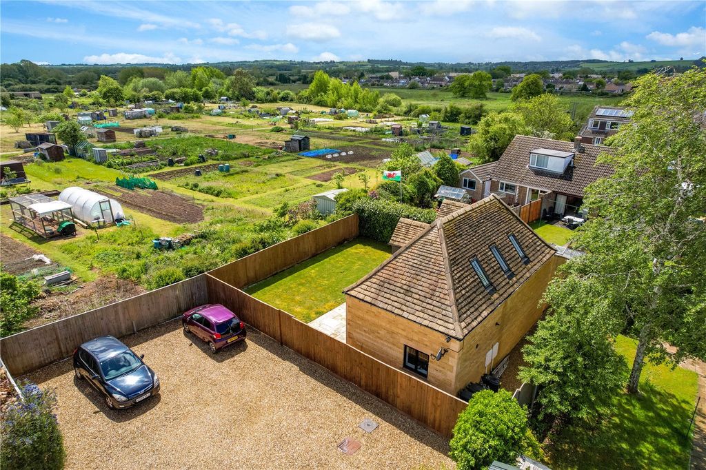 Additional image 14 of 2 bed country house for saleEvenlode Road, Moreton-In-Marsh, Gloucestershire GL56