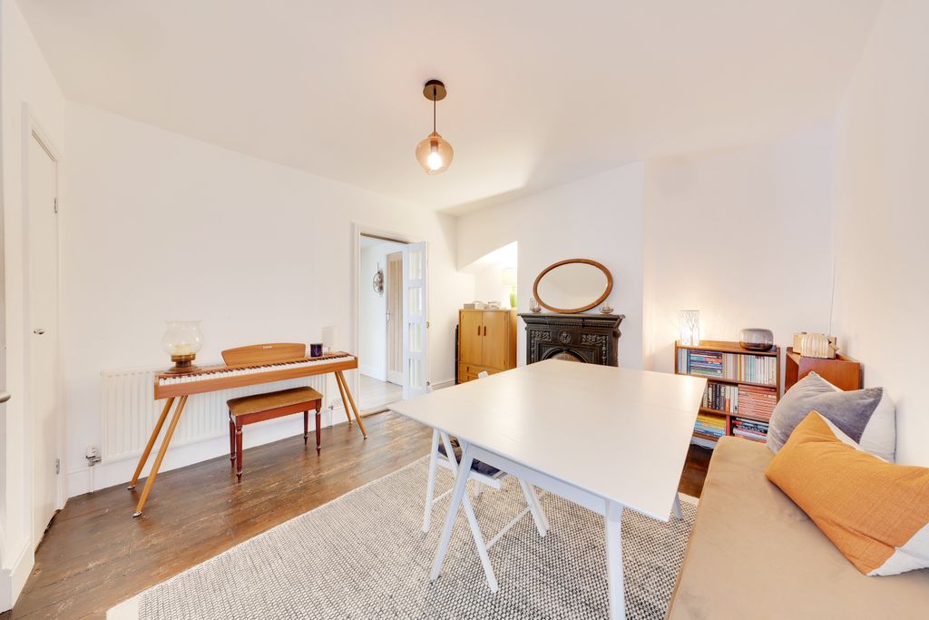 Additional image 8 of 3 bed terraced house for saleAynscombe Angle, Orpington BR6