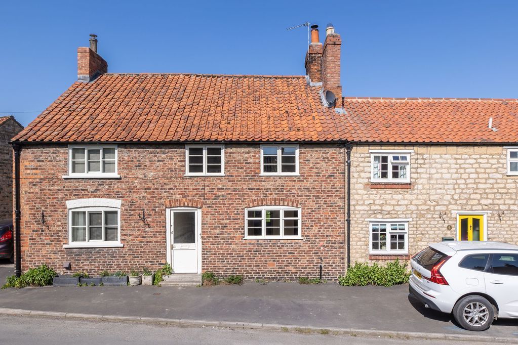 2 bed terraced house for saleWestgate, Old Malton YO17