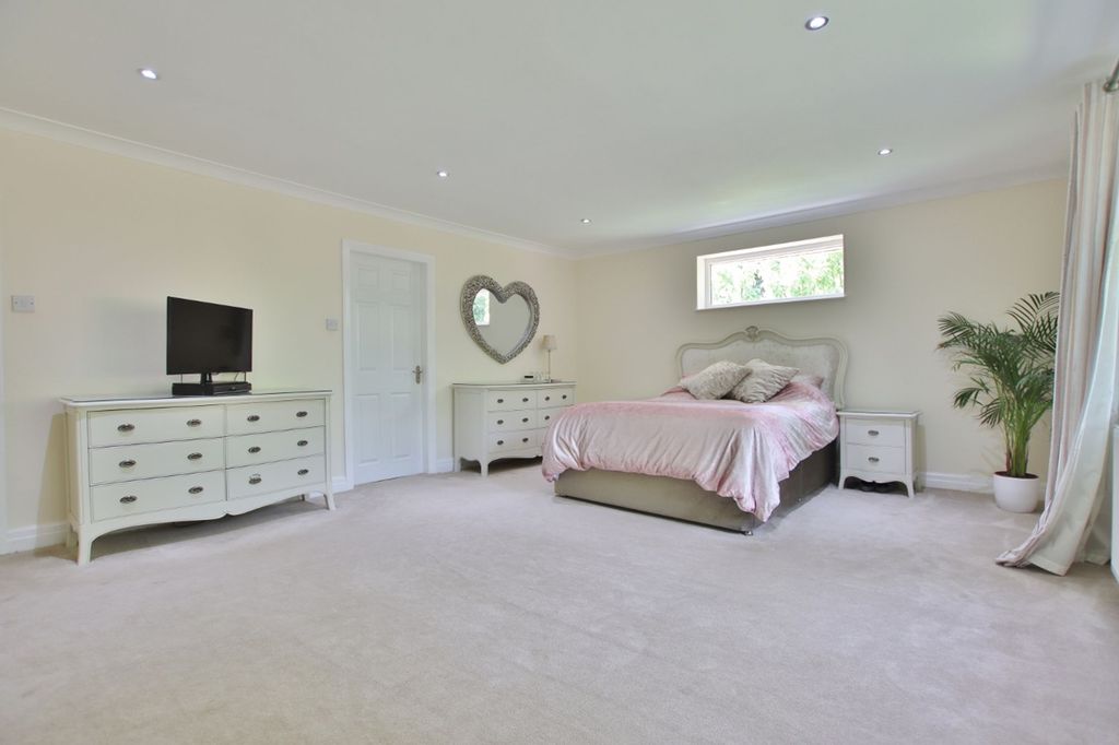 Additional image 15 of 4 bed detached bungalow for saleNoctorum Lane, Prenton CH43