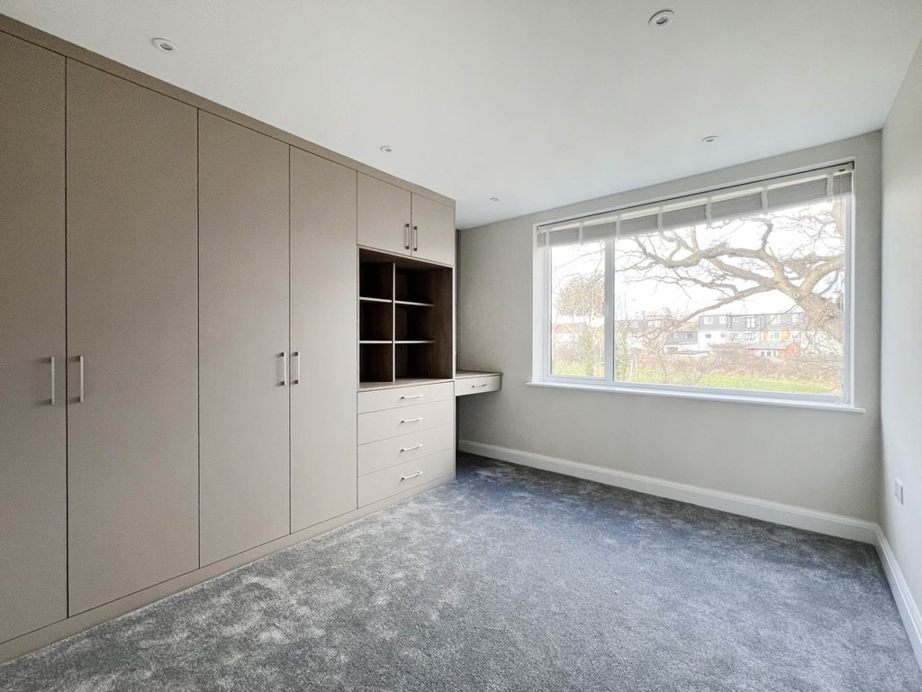 Additional image 15 of 4 bed terraced house for saleWoodfield Gardens, New Malden KT3