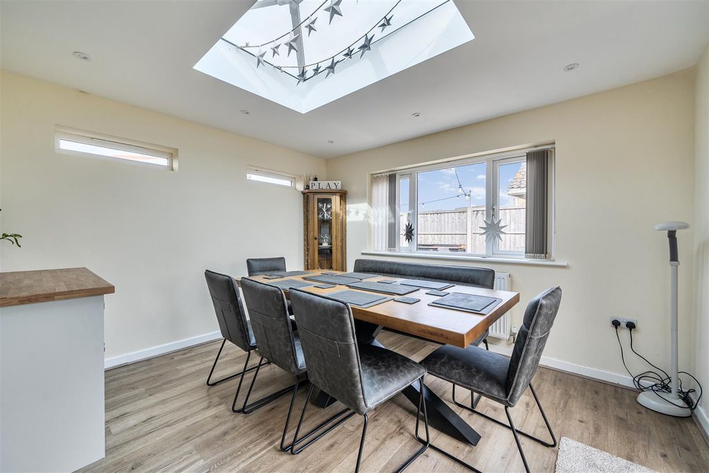 Additional image 4 of 3 bed detached bungalow for saleAshfield Park, Martock TA12