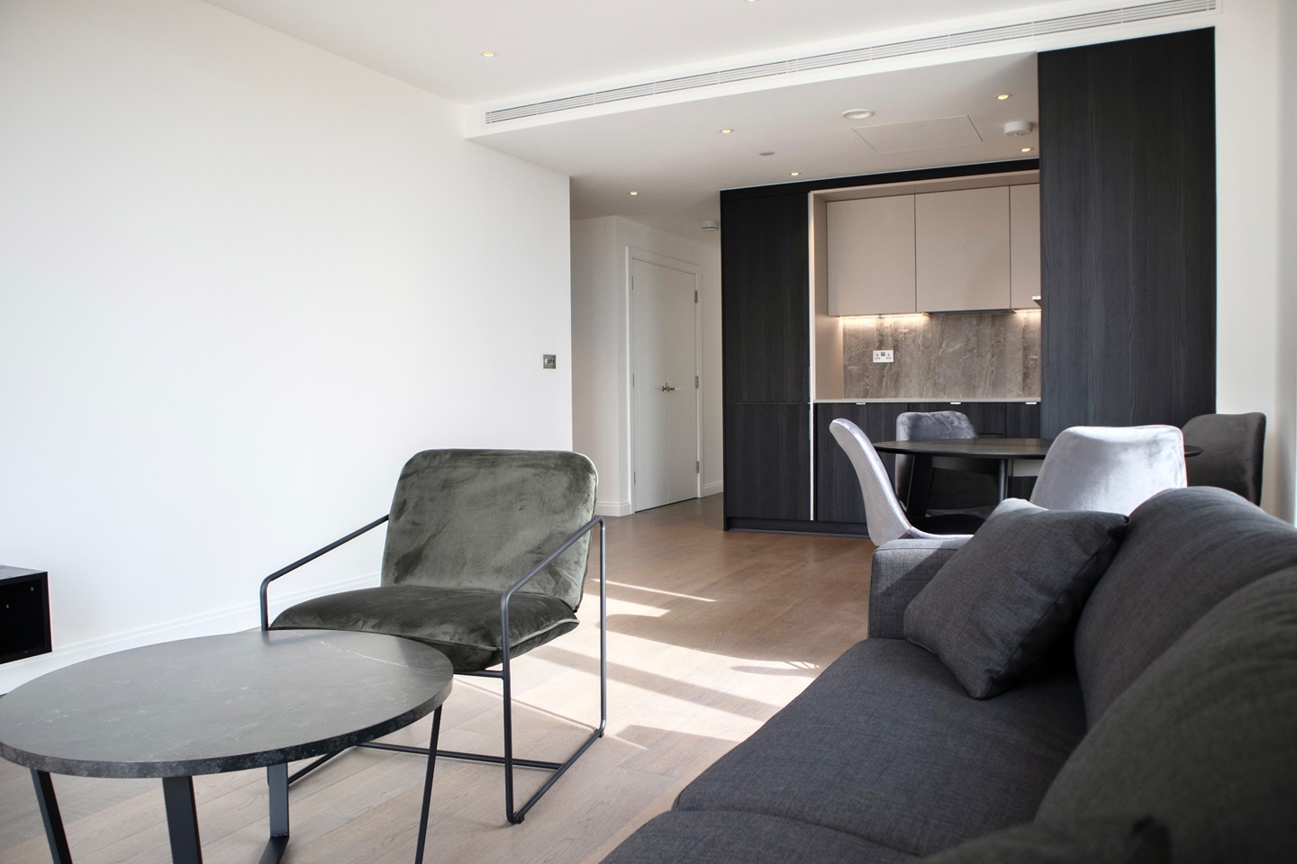 2 Bed Flat, Kennington Lane, SE11, N1 7GU photo 5