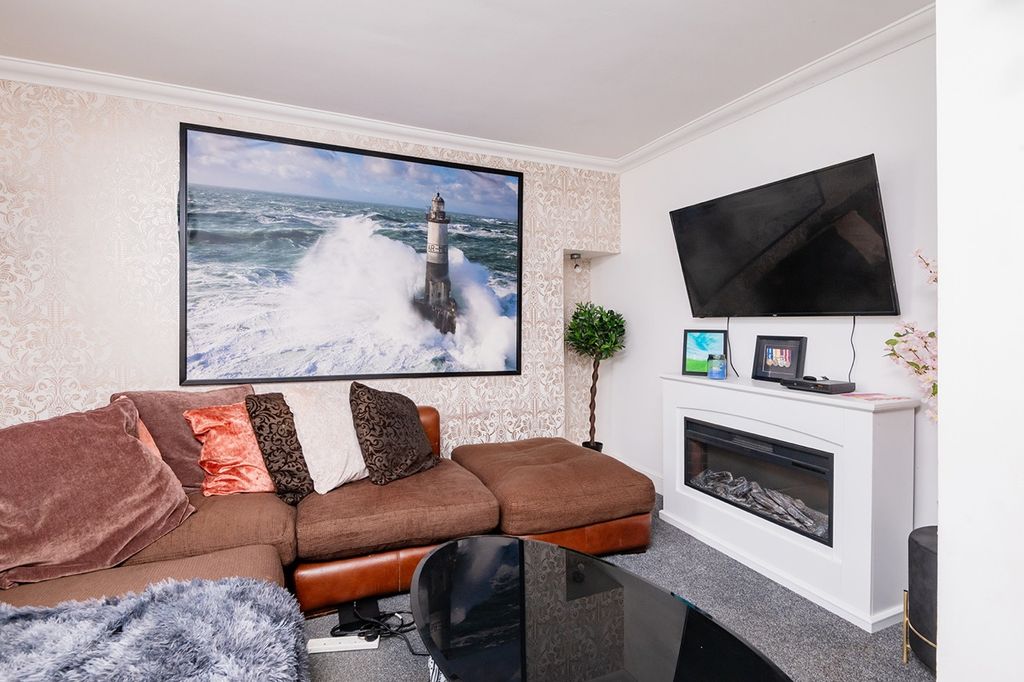 Additional image 2 of 3 bed flat for saleRamsay Street, Montrose DD10