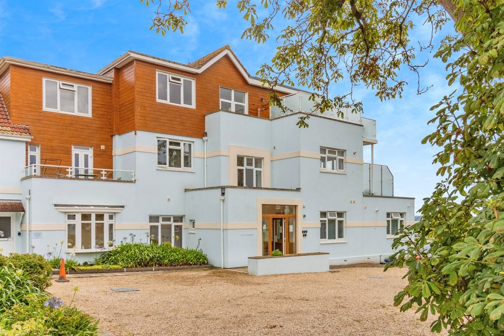 Additional image 3 of 2 bed flat for saleAlta Vista Road, Paignton TQ4