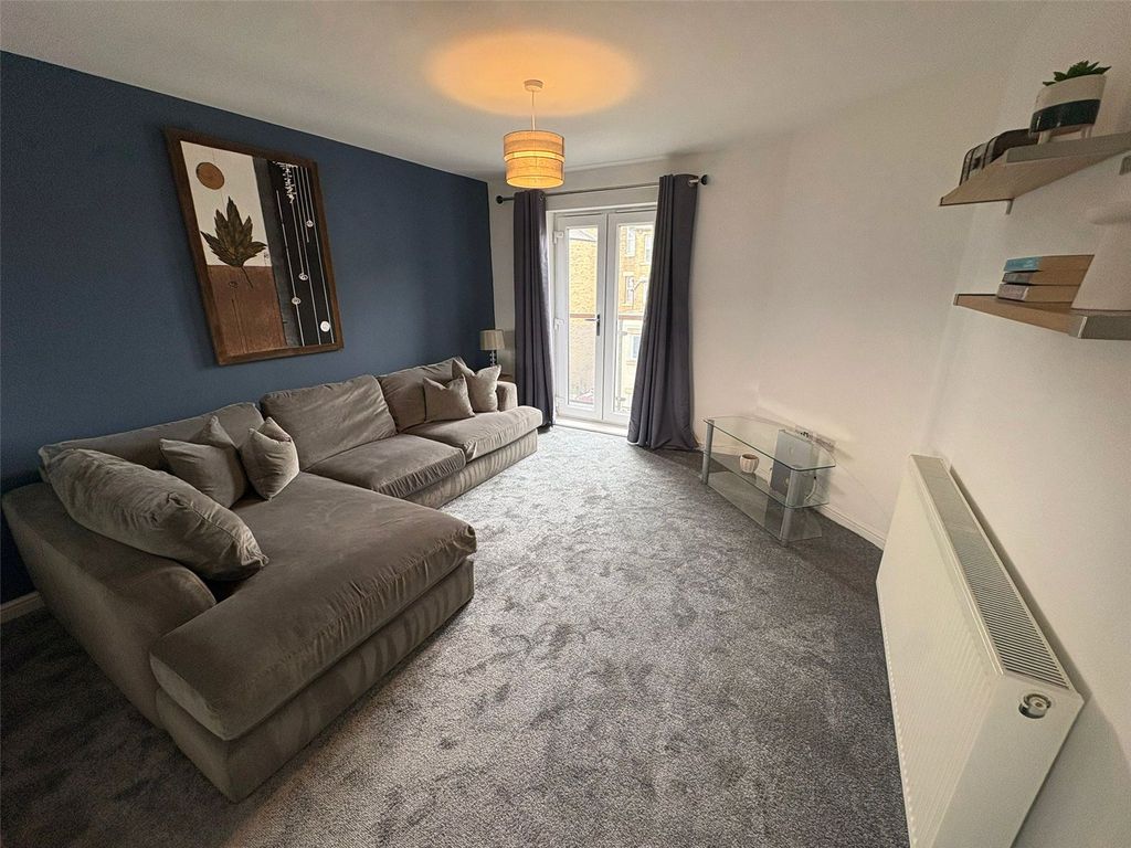 2 bed flat for saleMears Beck Close, Heysham, Morecambe, Lancashire LA3 photo 3