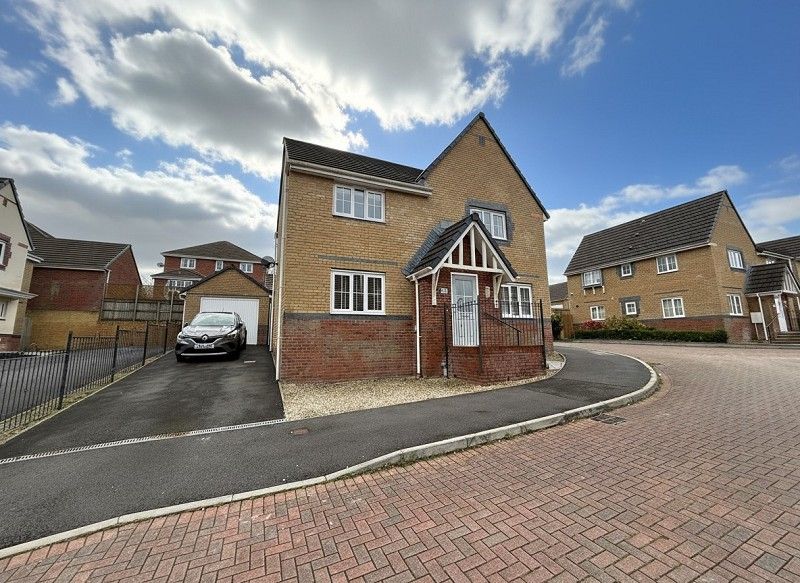 4 bed detached house for saleCae Morfa, Neath, Neath Port Talbot. SA10
