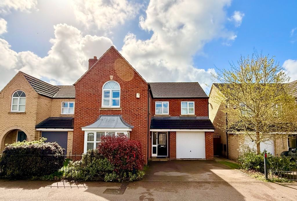 4 bed detached house for saleThe Crescent, Melton Mowbray LE13