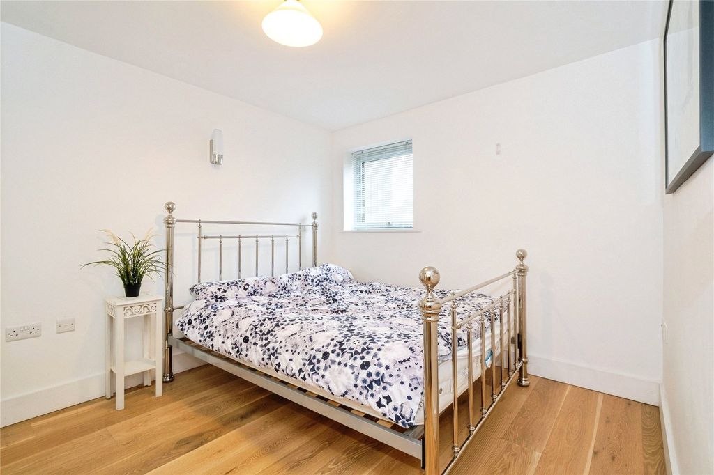 Additional image 10 of 3 bed maisonette for saleBolowthas Court, Bonython Road, Lusty Glaze, Newquay TR7