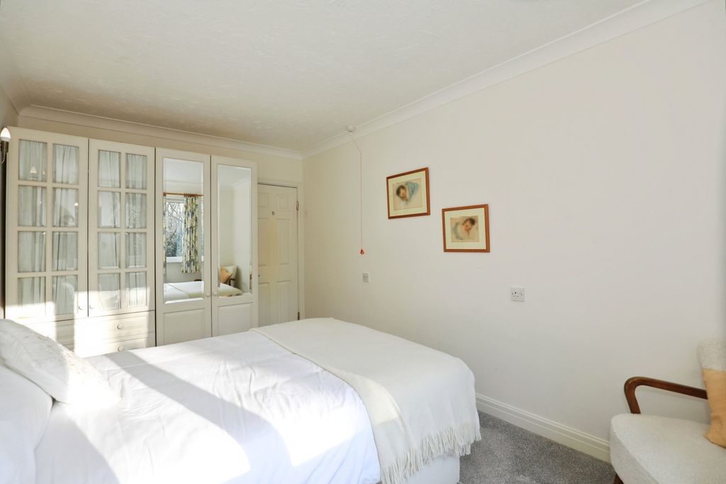 Additional image 19 of 2 bed flat for saleTabley Road, Knutsford, Cheshire WA16