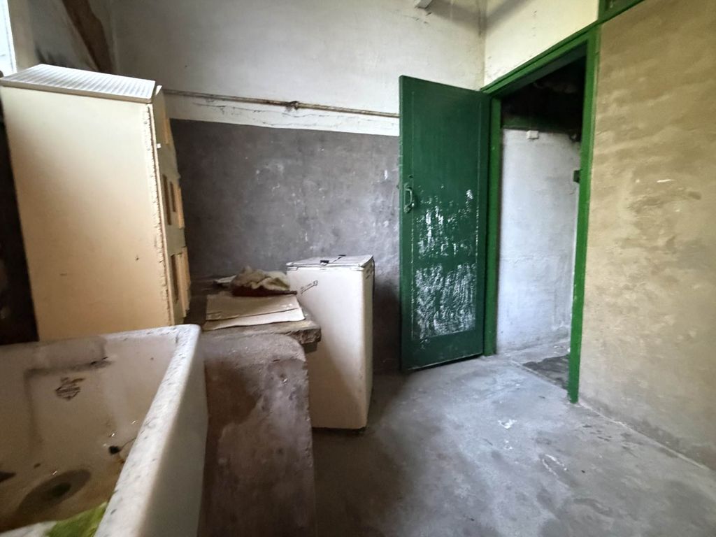 Additional image 12 of 3 bed farmhouse for saleCragg Road, Chadderton OL1