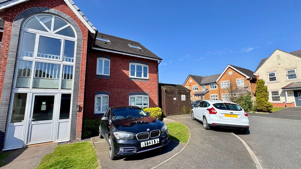 2 bed flat for saleParkside Avenue, Skelmersdale WN8