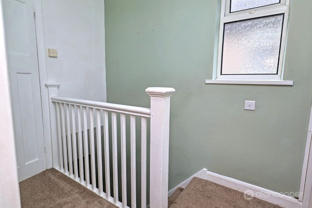 Additional image 15 of 3 bed semi-detached house for saleBeaumont Road, Nuneaton, Warwickshire CV11