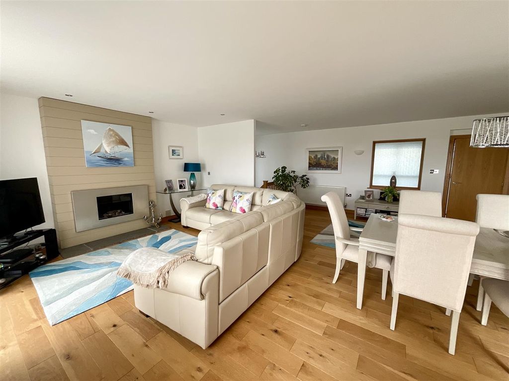 Additional image 6 of 4 bed detached house for salePentre Nicklaus Village, Llanelli SA15