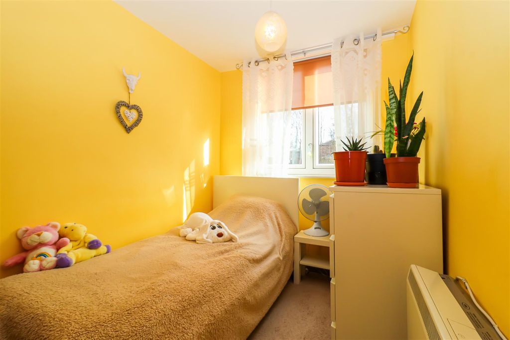 Additional image 7 of 2 bed flat for saleStanley Road, Wakefield WF1