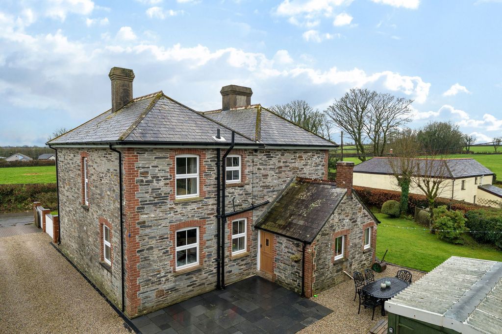 5 bed detached house for saleTrebursye, Launceston PL15
