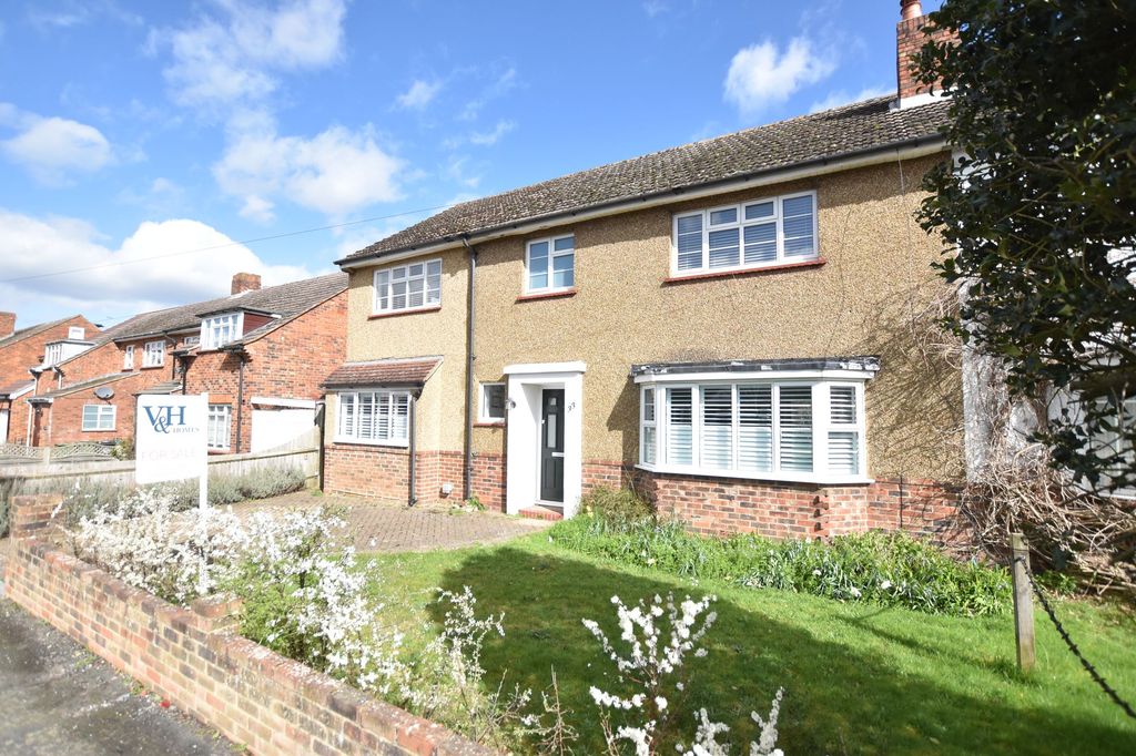 4 bed semi-detached house for saleWest Farm Close, Ashtead KT21