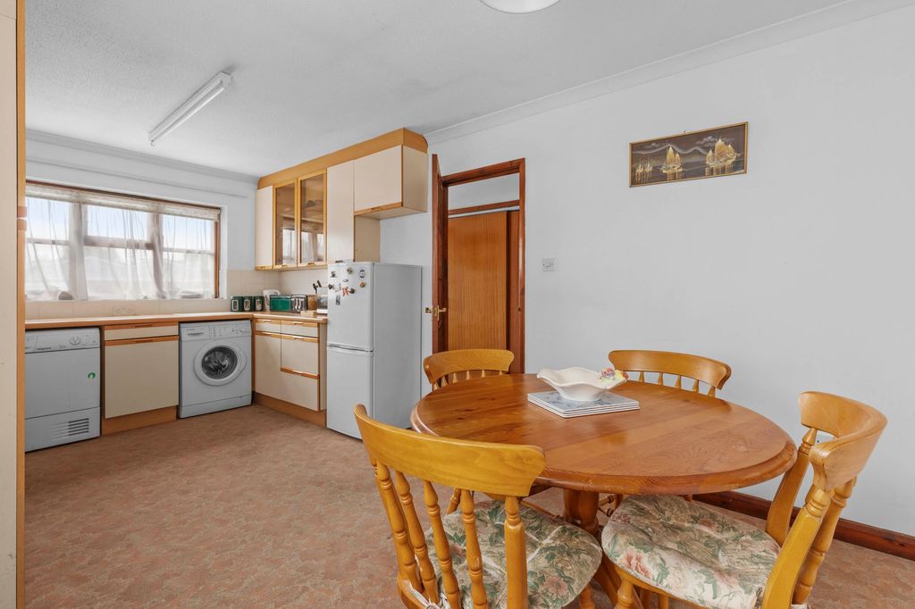 Additional image 4 of 3 bed detached bungalow for saleNew Road, Princes Risborough HP27