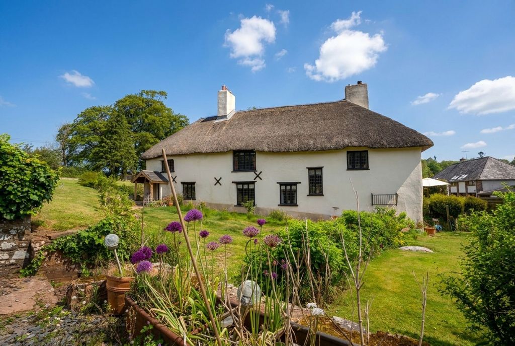 5 bed detached house for saleNorth Tawton EX20