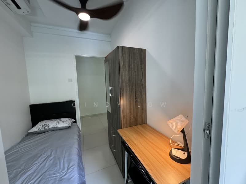 18A West Coast Road photo 3