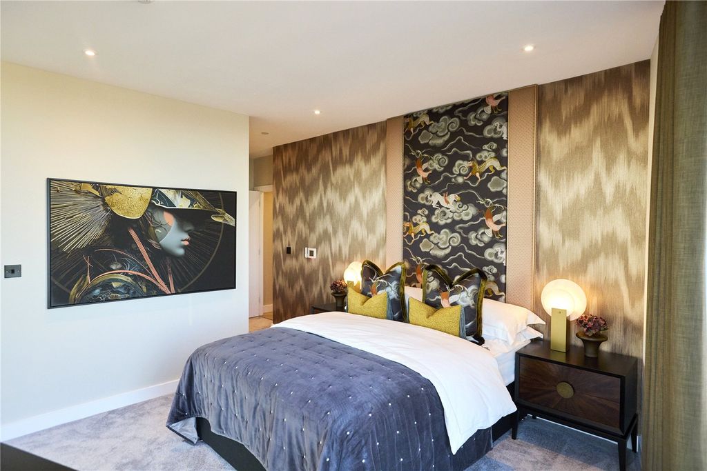 Additional image 6 of 3 bed flat for saleThe Sherborne, Vista River Gardens, Trinity Islands, Water Street, Manchester M3