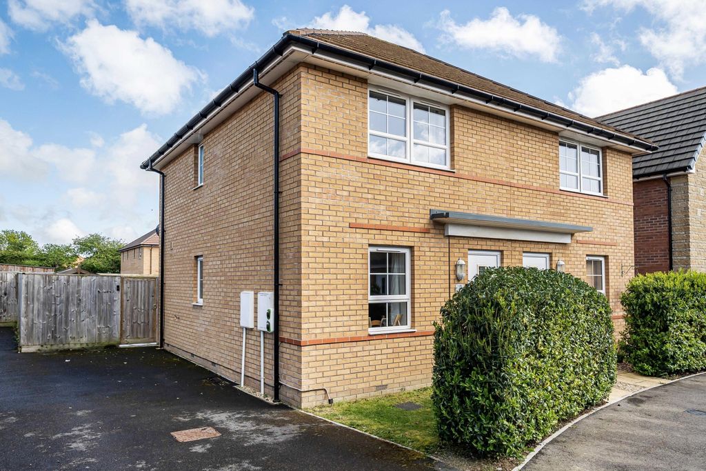 2 bed semi-detached house for saleBurrow Hill View, Martock, Somerset TA12