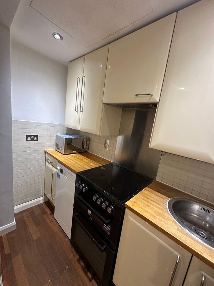 1 Bed Flat, Mayfair, W1J, N1 7GU photo 5